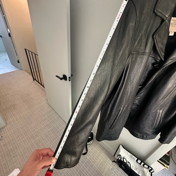 Guess Leather Jacket - Picture 6 of 7